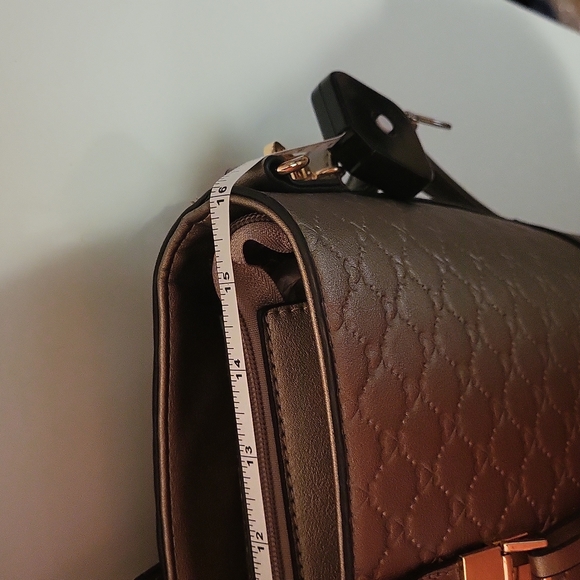 NWT Diophy medium gold tote purse - Picture 9 of 11